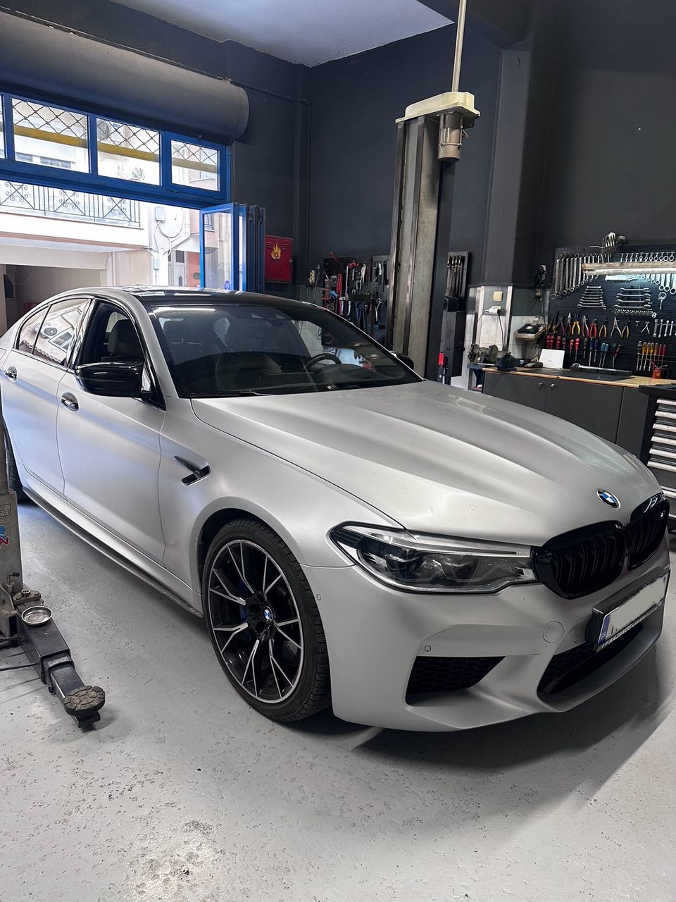BMW M5 F90 service στο συνεργείο Elite Motorworks Θεσσαλονίκη